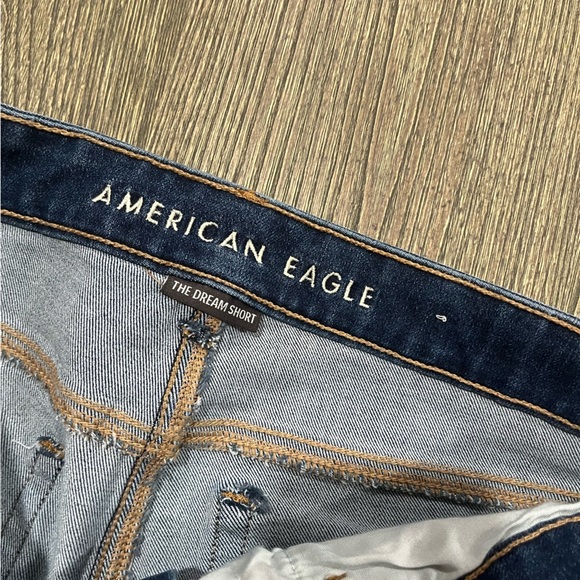 American Eagle Midi Boyfriend Shorts Cuffed Cut Off Denim Dark Wash Size 8 - Picture 5 of 8